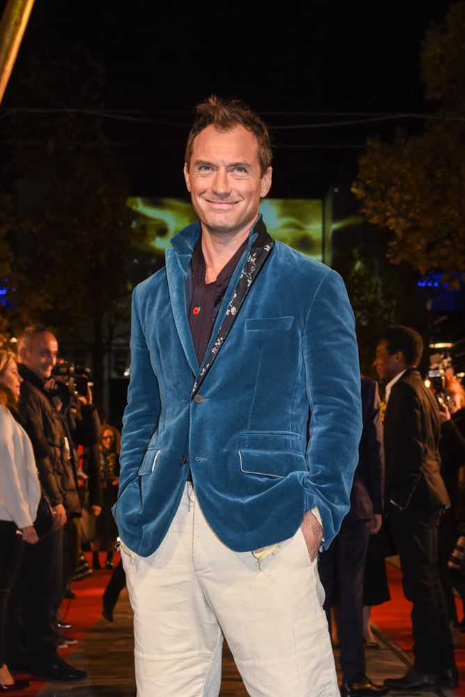 Jude Law รับบท อัลบัส ดัมเบิลดอร์