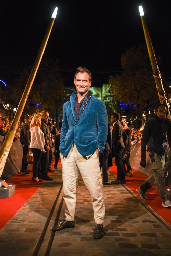 Jude Law รับบท อัลบัส ดัมเบิลดอร์