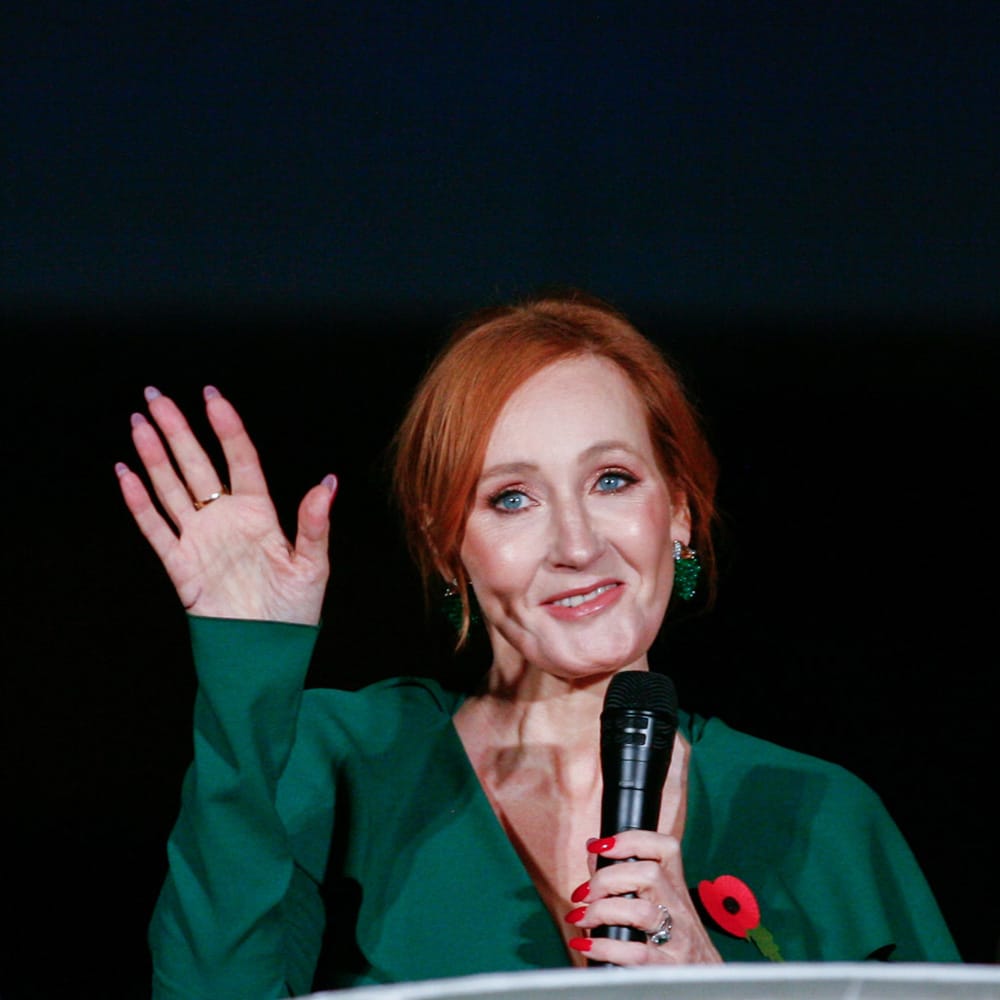 J.K.Rowling ผู้เขียนบทภาพยนตร์